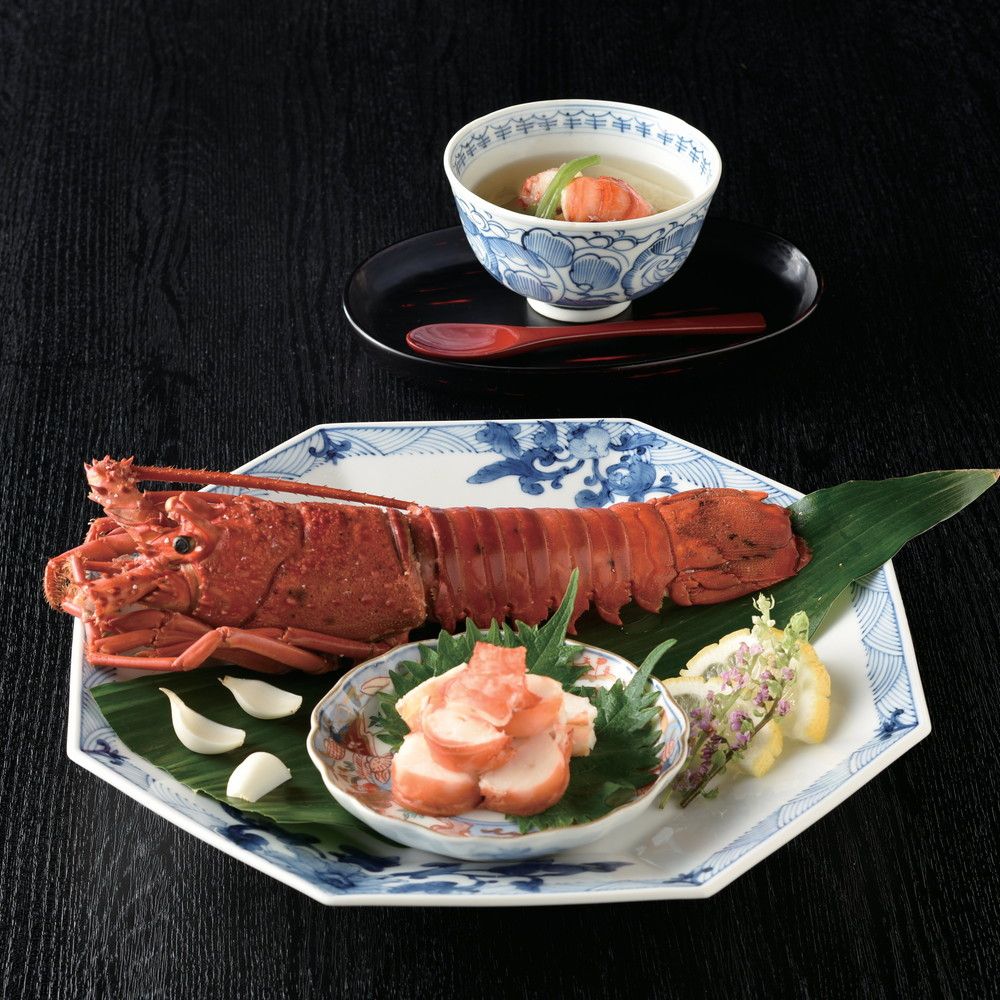 ＜日本のおいしいお料理＞伊勢海老割烹料理 2種 賞味期限：出荷日より冷凍90日